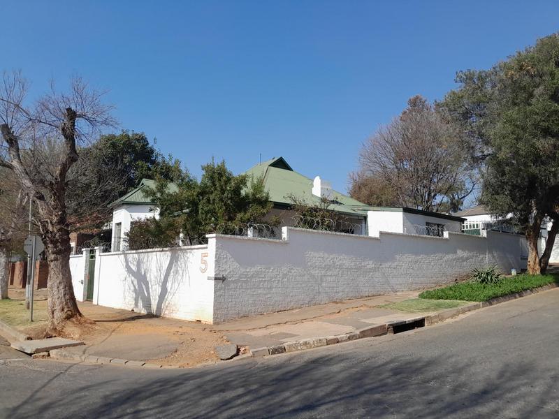 3 Bedroom Property for Sale in Troyeville Gauteng