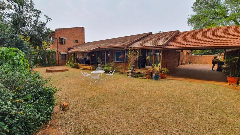 4 Bedroom Property for Sale in Theresa Park Gauteng