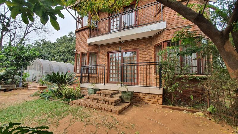 4 Bedroom Property for Sale in Theresa Park Gauteng