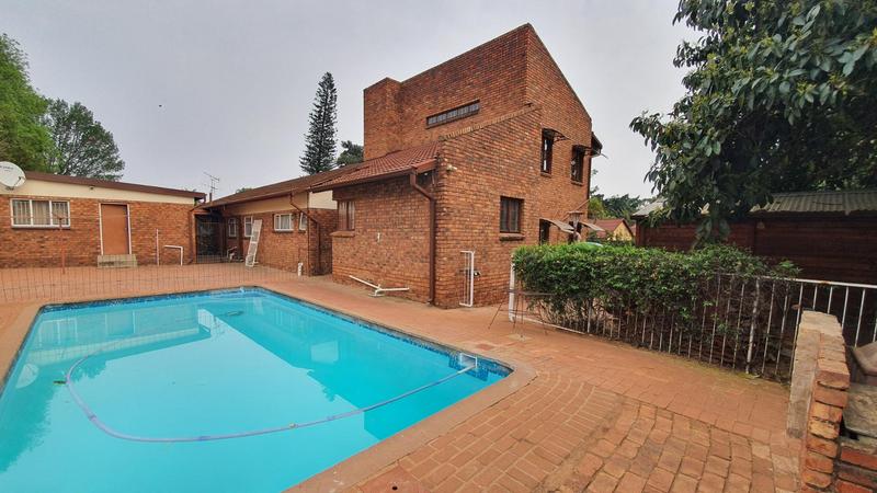 4 Bedroom Property for Sale in Theresa Park Gauteng