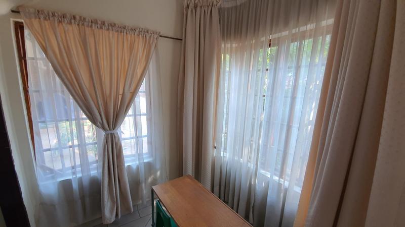 4 Bedroom Property for Sale in Theresa Park Gauteng