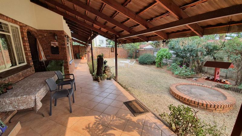 4 Bedroom Property for Sale in Theresa Park Gauteng