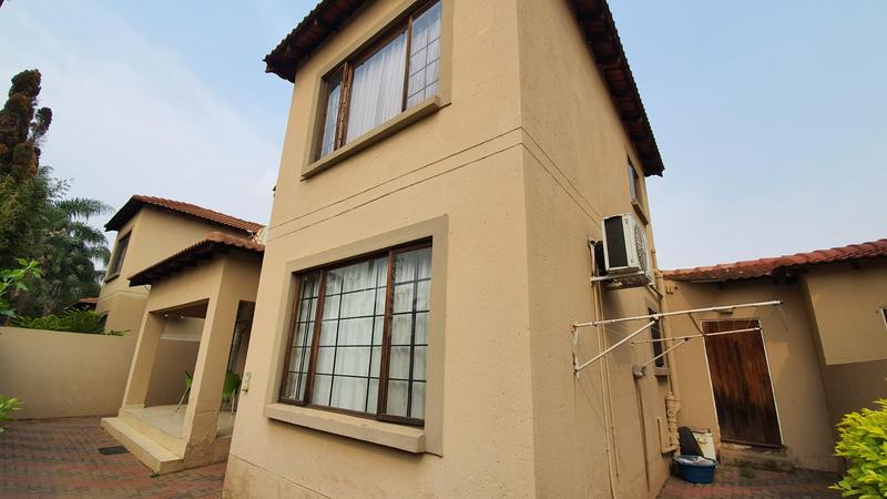 3 Bedroom Property for Sale in Theresa Park Gauteng