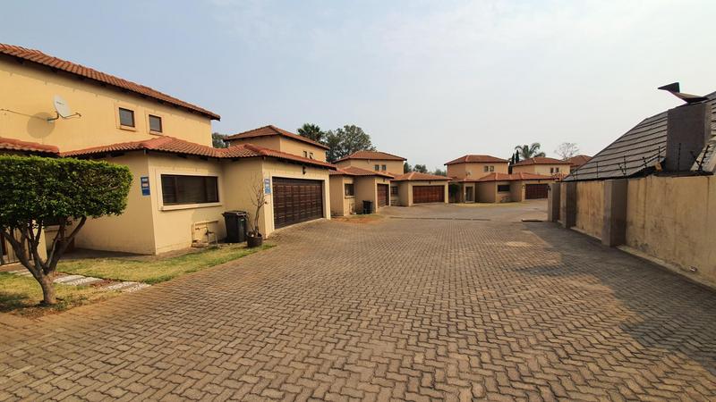 3 Bedroom Property for Sale in Theresa Park Gauteng