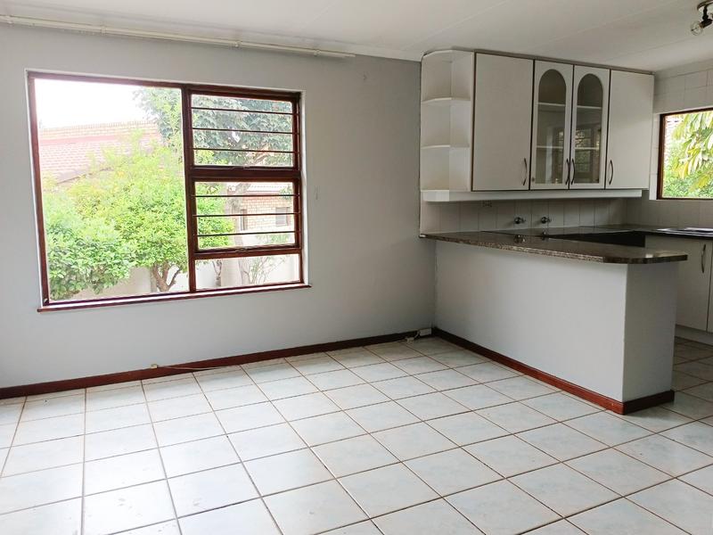 To Let 3 Bedroom Property for Rent in Magaliessig Gauteng