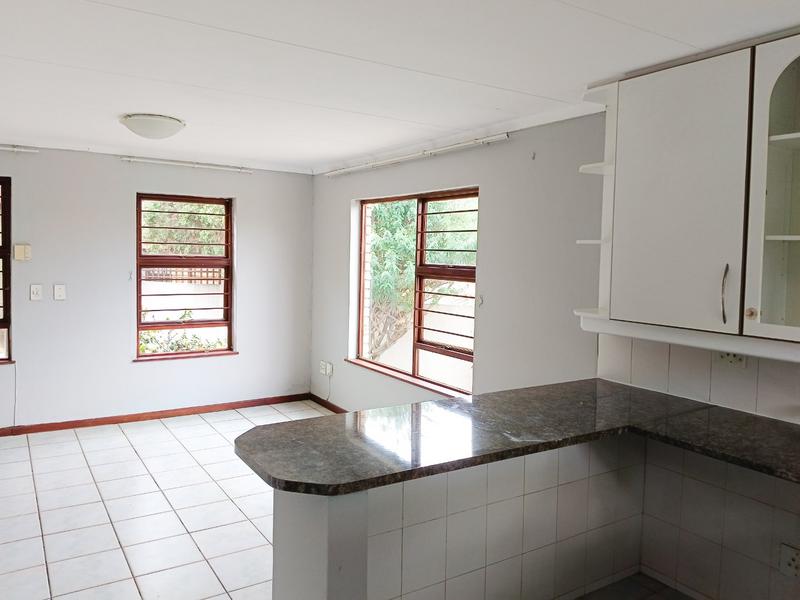 To Let 3 Bedroom Property for Rent in Magaliessig Gauteng