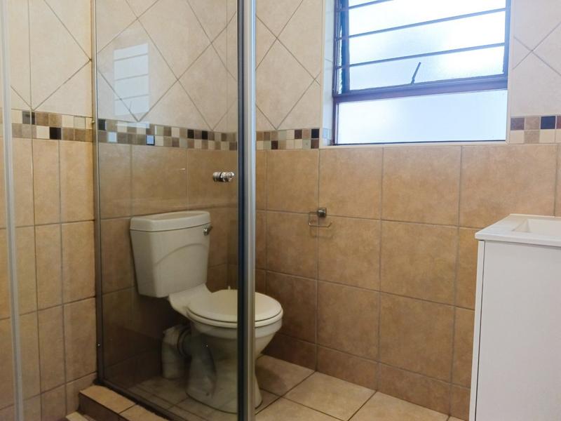 To Let 3 Bedroom Property for Rent in Magaliessig Gauteng