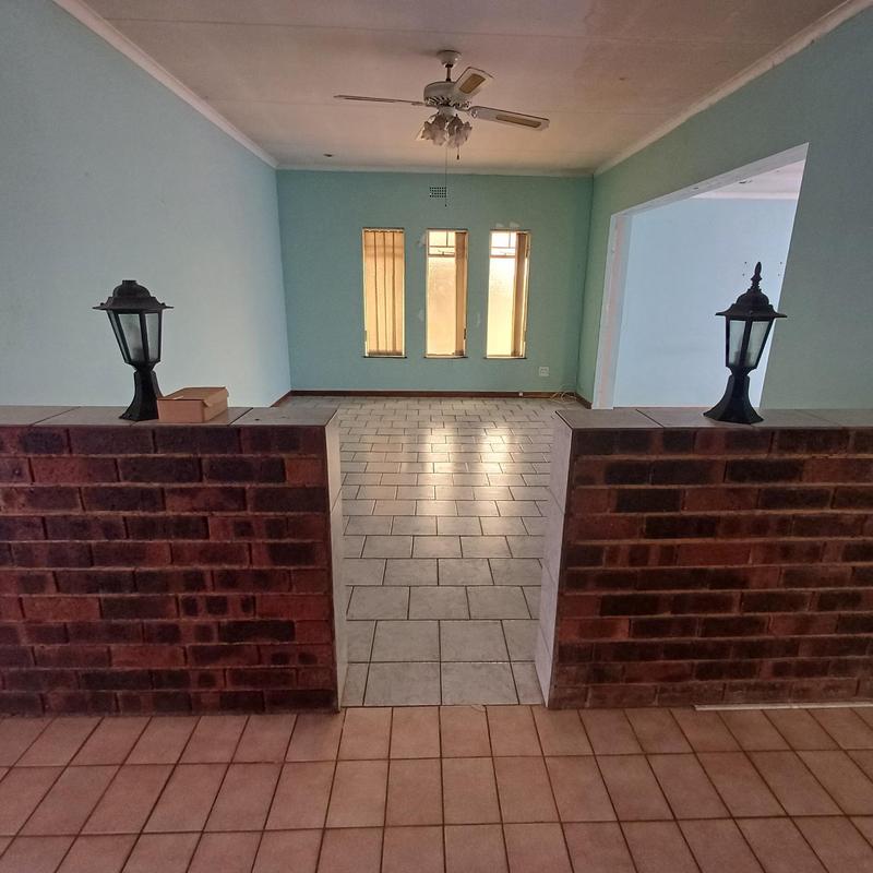 To Let 3 Bedroom Property for Rent in Norkem Park Gauteng