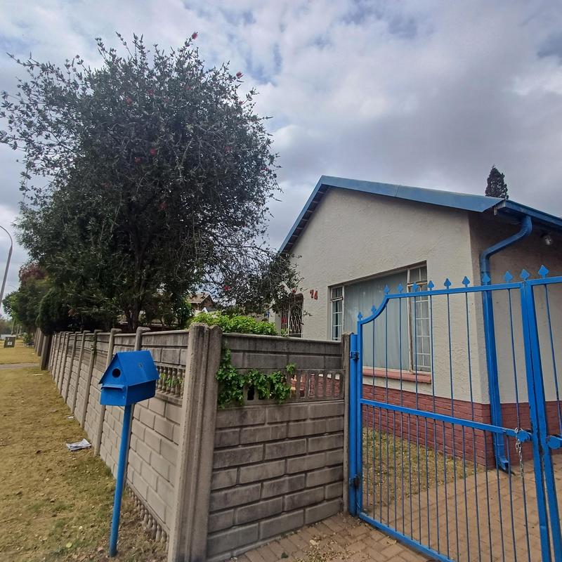 To Let 3 Bedroom Property for Rent in Norkem Park Gauteng