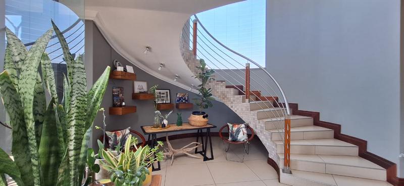 5 Bedroom Property for Sale in Midlands Estate Gauteng