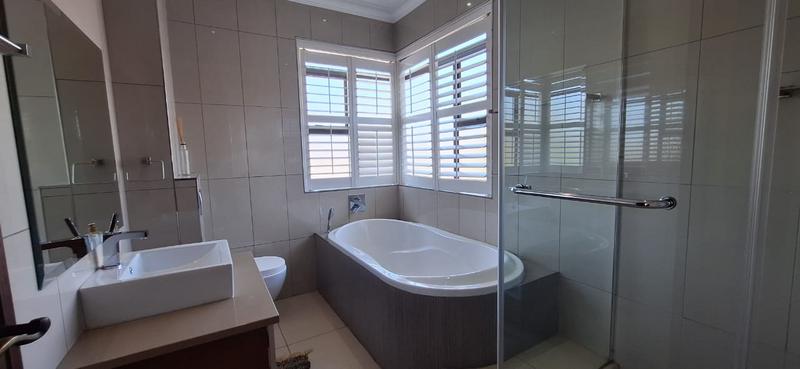 5 Bedroom Property for Sale in Midlands Estate Gauteng