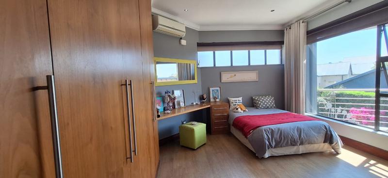 5 Bedroom Property for Sale in Midlands Estate Gauteng