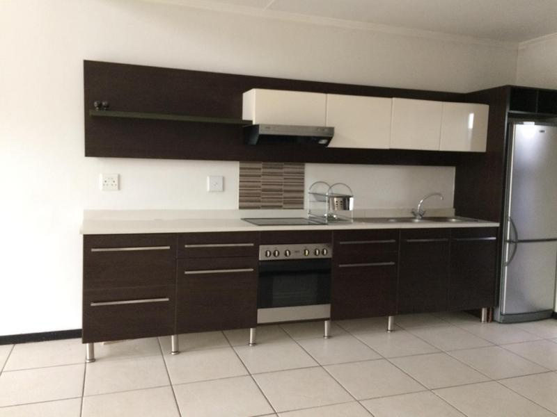 To Let 2 Bedroom Property for Rent in Douglasdale Gauteng