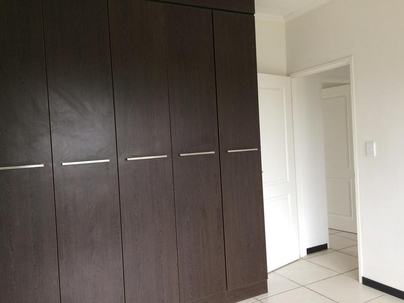 To Let 2 Bedroom Property for Rent in Douglasdale Gauteng