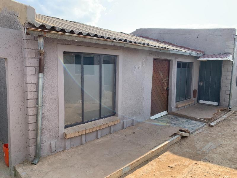 9 Bedroom Property for Sale in Tembisa Gauteng