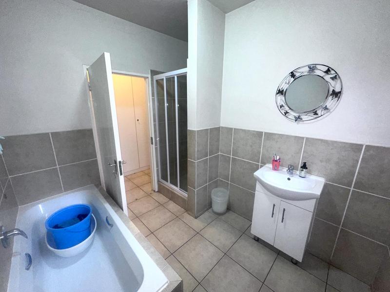 3 Bedroom Property for Sale in Hesteapark Gauteng