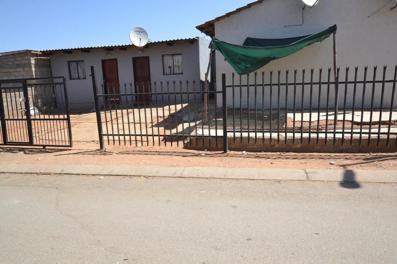 2 Bedroom Property for Sale in Olievenhoutbosch Gauteng