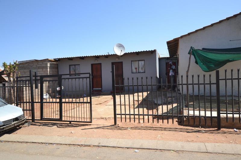 2 Bedroom Property for Sale in Olievenhoutbosch Gauteng