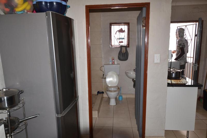 2 Bedroom Property for Sale in Olievenhoutbosch Gauteng