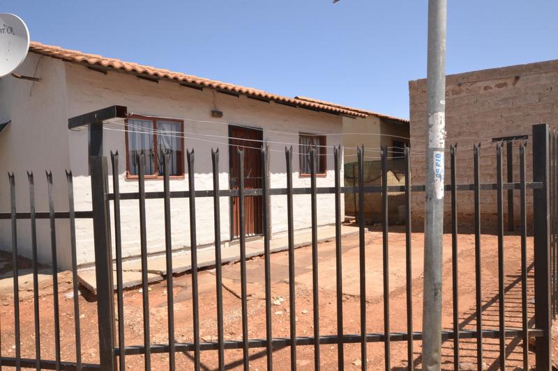 2 Bedroom Property for Sale in Olievenhoutbosch Gauteng