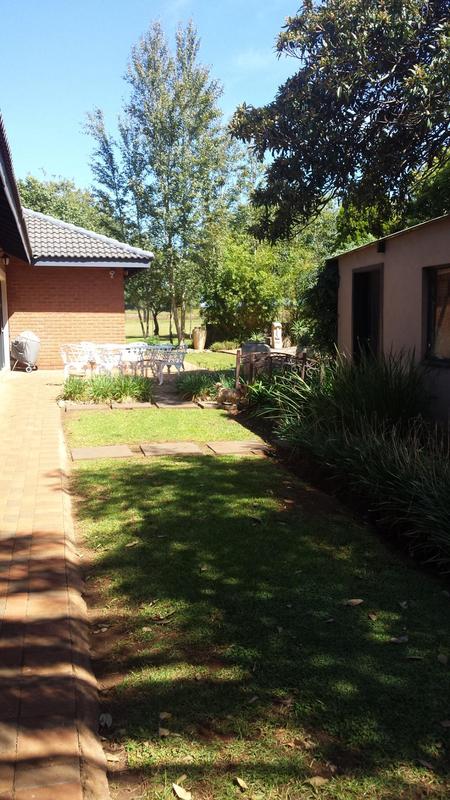 3 Bedroom Property for Sale in Knopjeslaagte Gauteng