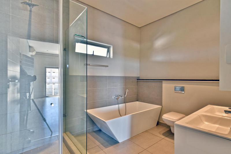 3 Bedroom Property for Sale in Atholl Gauteng