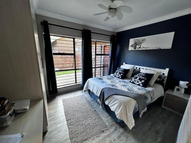 4 Bedroom Property for Sale in Petersfield Gauteng