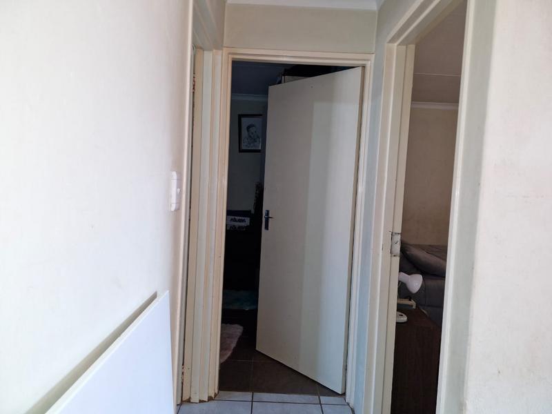 2 Bedroom Property for Sale in Crystal Park Gauteng