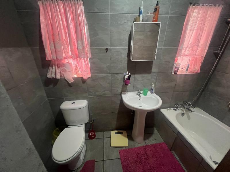 4 Bedroom Property for Sale in Claremont Gauteng