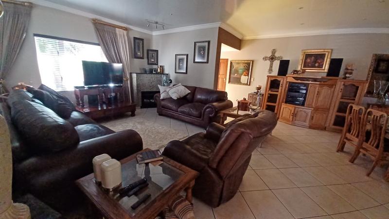 3 Bedroom Property for Sale in Bougainvillea Estate Gauteng