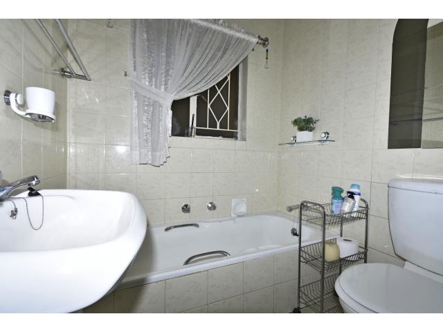 4 Bedroom Property for Sale in Bassonia Gauteng