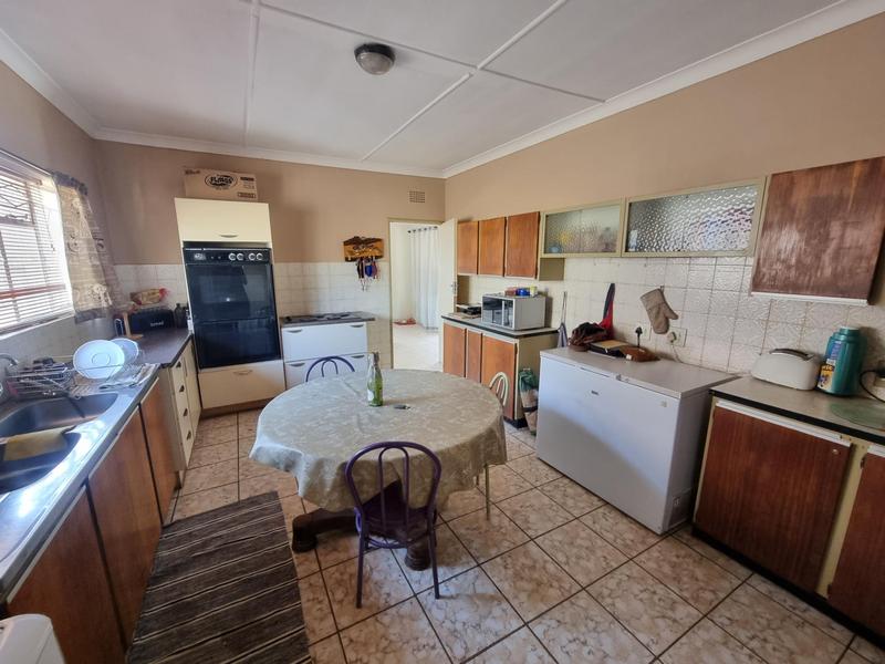 4 Bedroom Property for Sale in Golf Park Gauteng