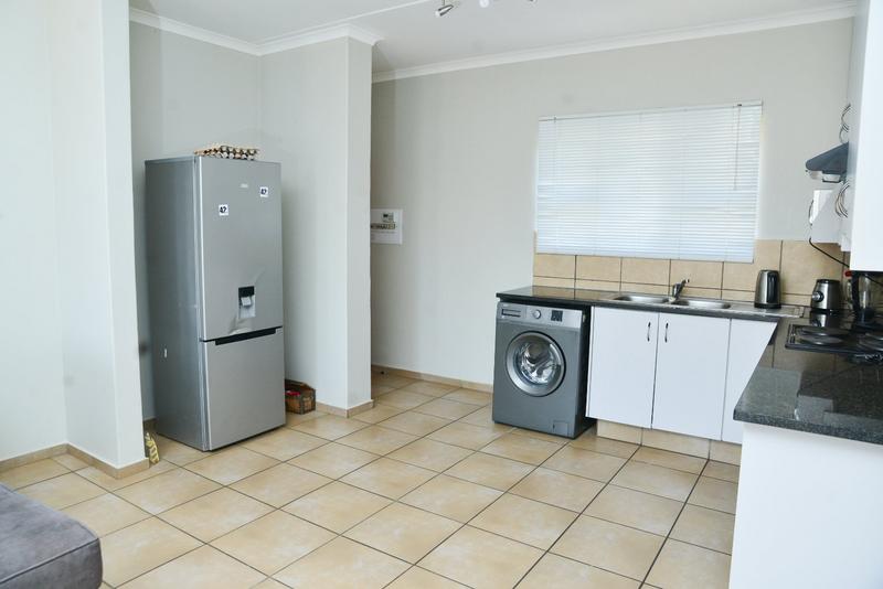 2 Bedroom Property for Sale in Barbeque Downs Gauteng