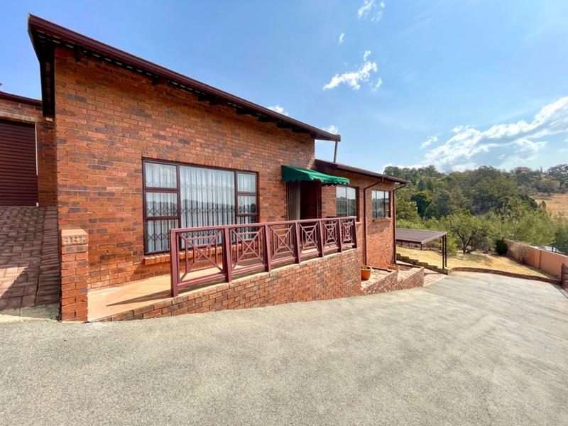3 Bedroom Property for Sale in Kenmare Gauteng