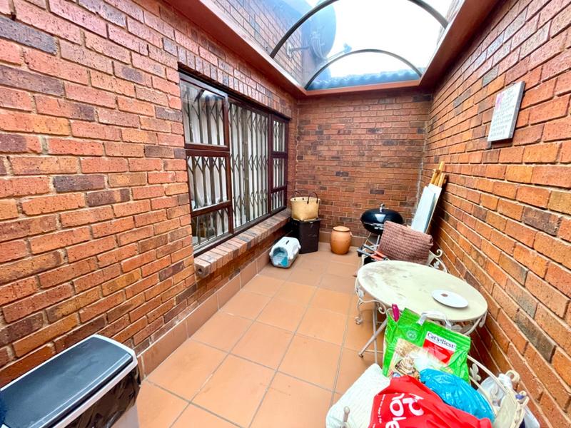 3 Bedroom Property for Sale in Kenmare Gauteng
