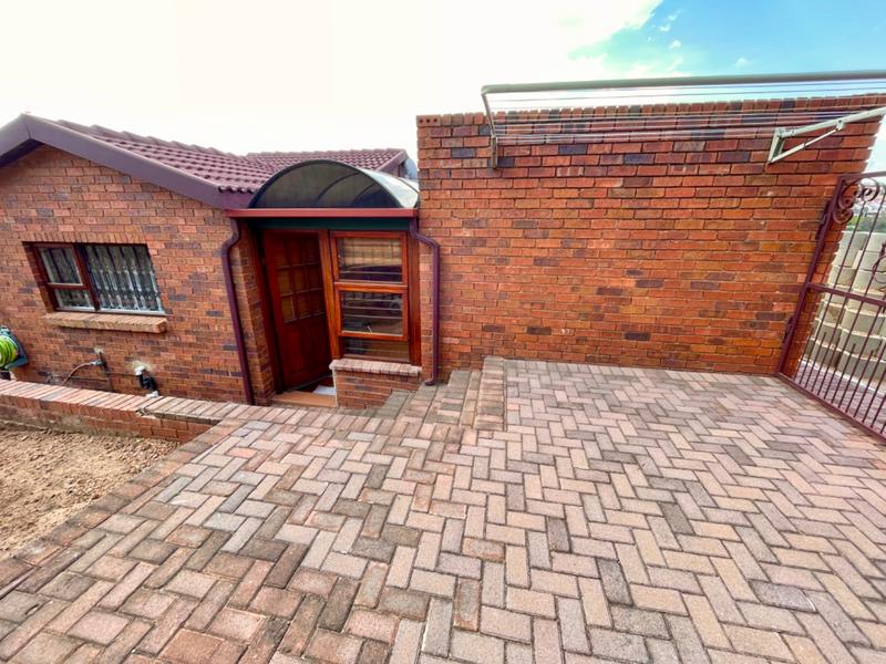 3 Bedroom Property for Sale in Kenmare Gauteng