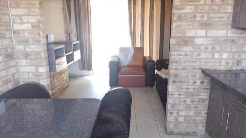 3 Bedroom Property for Sale in Toekomsrus Gauteng