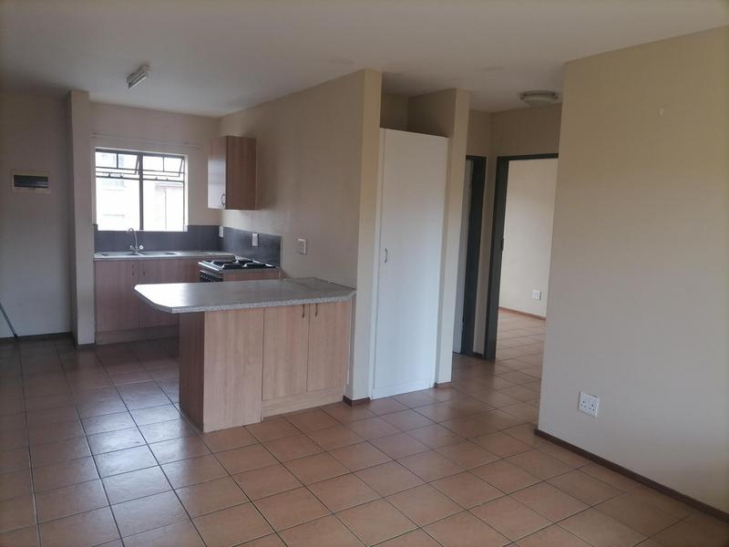 To Let 2 Bedroom Property for Rent in Rooihuiskraal North Gauteng