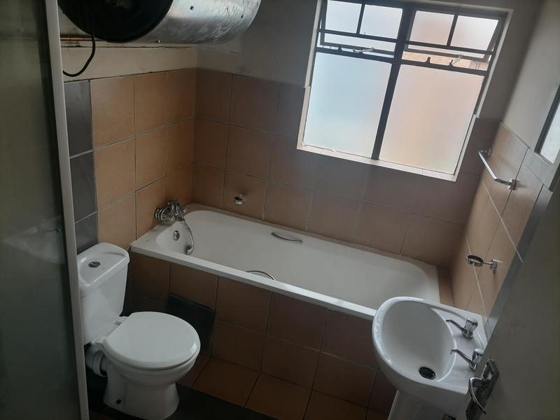 To Let 2 Bedroom Property for Rent in Rooihuiskraal North Gauteng