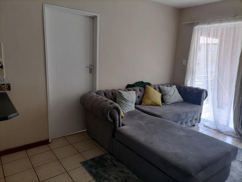 2 Bedroom Property for Sale in Erand Gardens Gauteng