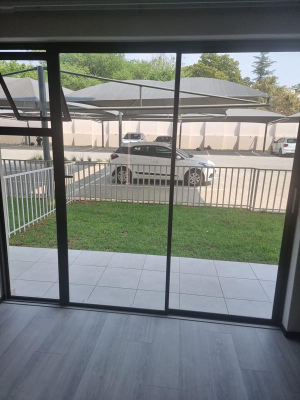 To Let 2 Bedroom Property for Rent in Fourways Gauteng