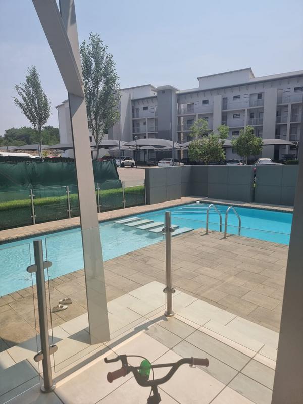 To Let 2 Bedroom Property for Rent in Fourways Gauteng