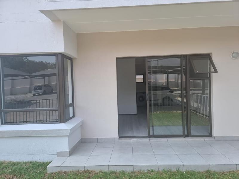 To Let 2 Bedroom Property for Rent in Fourways Gauteng