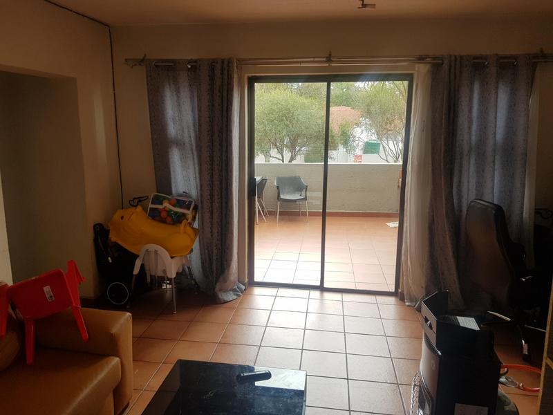 To Let 2 Bedroom Property for Rent in Bryanston Gauteng