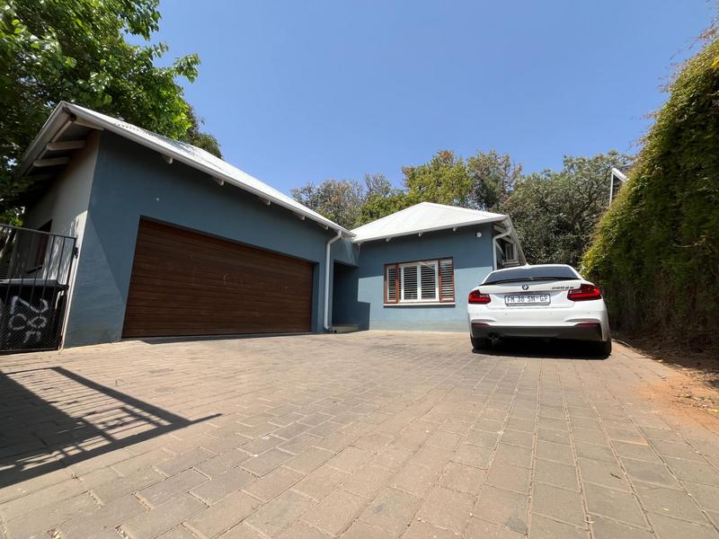 4 Bedroom Property for Sale in Waterkloof A H Gauteng