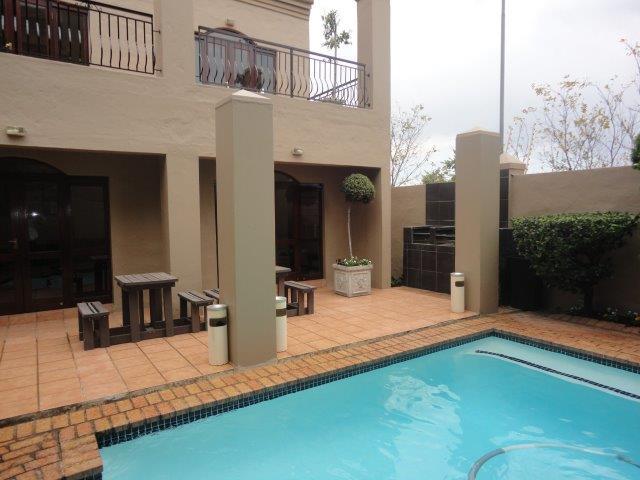 1 Bedroom Property for Sale in Pineslopes Gauteng