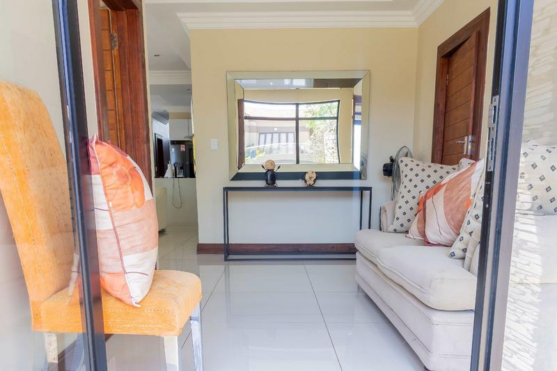 5 Bedroom Property for Sale in Copperleaf Estate Gauteng