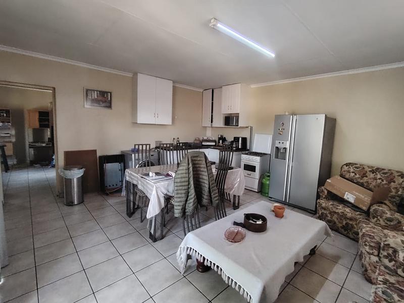 To Let 1 Bedroom Property for Rent in Wierda Park Gauteng