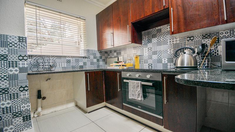 2 Bedroom Property for Sale in Bryanston Gauteng