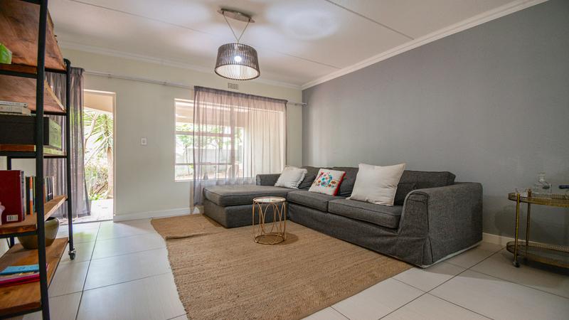 2 Bedroom Property for Sale in Bryanston Gauteng